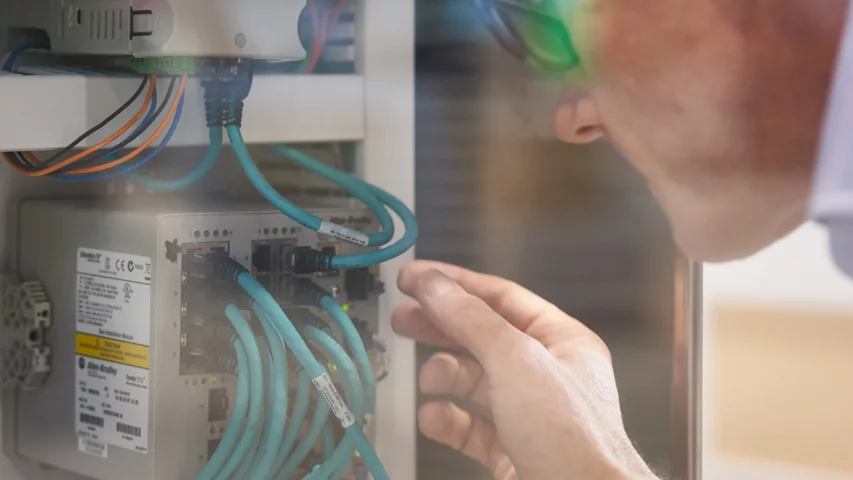 Bảo trì và bảo dưỡng PLC